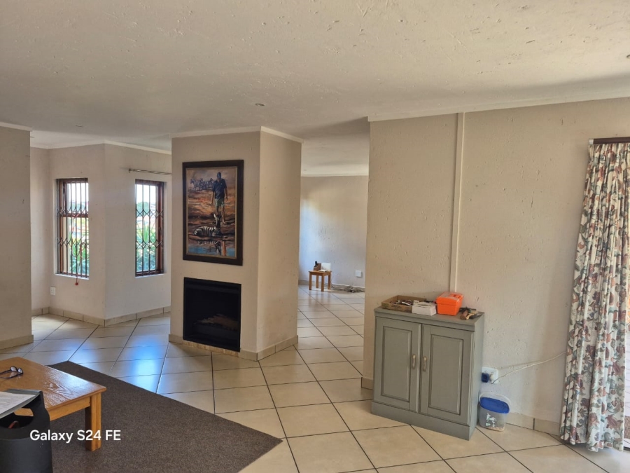 3 Bedroom Property for Sale in Boschdal North West